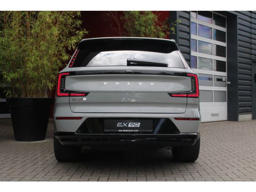 Volvo  EX90 Twin Motor Performance Ultra 7p. 111 kWh | Tailored Wool | Trekhaak | Luchtvering | Bowers&Wilkin... ActivLease financial lease
