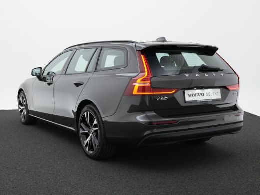 Volvo  V60 2.0 B3 Essential Edition | Adaptive Cruise | BLIS | Trekhaak | Stoelverwarming | Google | 18" ActivLease financial lease
