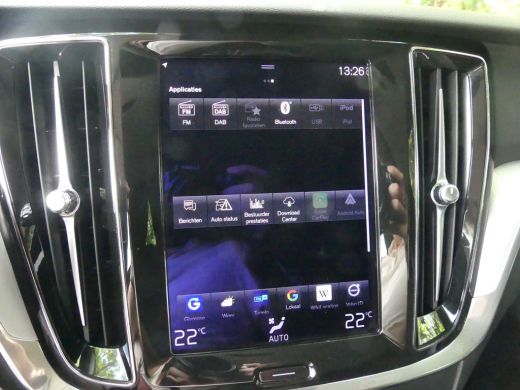 Volvo  V60 2.0 B3 Momentum Advantage | TREKHAAK | CAMERA | PARKEERSENSOREN V+A | NAVI | ActivLease financial lease