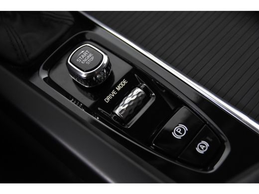 Volvo  V60 2.0 D3 Momentum Pro *1ste Eigenaar*Leer*Navigatie*Stoelverwarming* ActivLease financial lease
