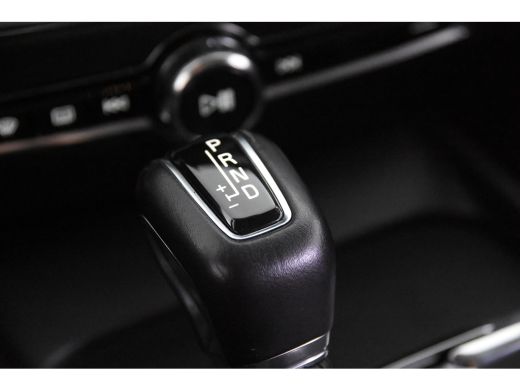 Volvo  V60 2.0 D3 Momentum Pro *1ste Eigenaar*Leer*Navigatie*Stoelverwarming* ActivLease financial lease