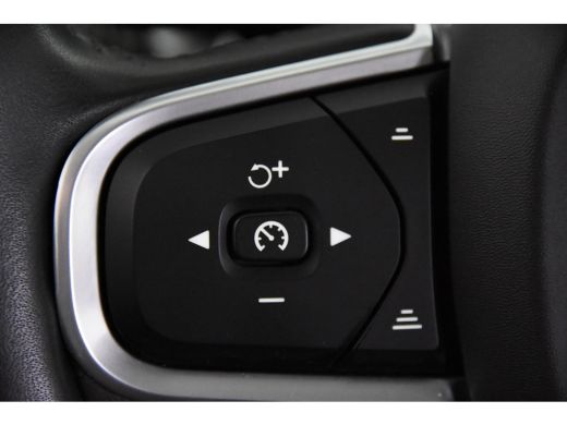 Volvo  V60 2.0 D3 Momentum Pro *1ste Eigenaar*Leer*Navigatie*Stoelverwarming* ActivLease financial lease