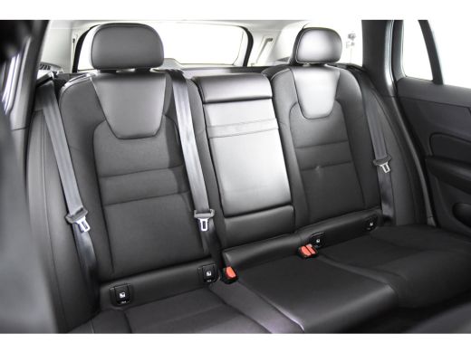 Volvo  V60 2.0 D3 Momentum Pro *1ste Eigenaar*Leer*Navigatie*Stoelverwarming* ActivLease financial lease