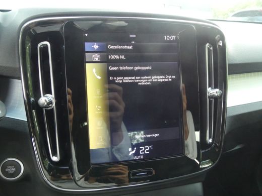 Volvo  XC40 1.5 T3 Momentum Pro | TREKHAAK | ADAPTIVE CRUISE | DODEHOEKDETECTIE | CAMERA | NAVI | PARKEERSENS... ActivLease financial lease