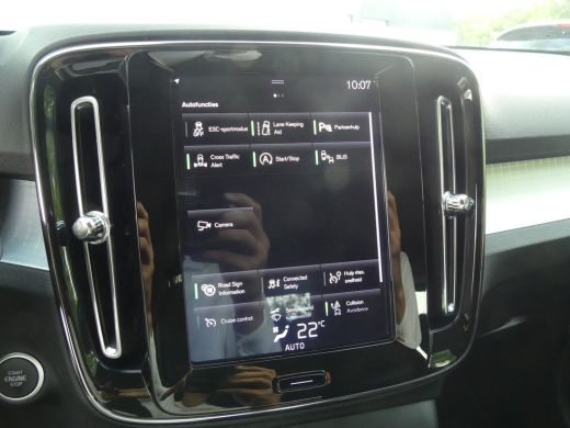 Volvo  XC40 1.5 T3 Momentum Pro | TREKHAAK | ADAPTIVE CRUISE | DODEHOEKDETECTIE | CAMERA | NAVI | PARKEERSENS... ActivLease financial lease