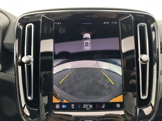 Volvo  XC40 Recharge P8 AWD R-Design [ 3-Fase ] (INCL-BTW) *PANO | LEATHER-ALCANTARA | DIGI-COCKPIT | FULL-LE... ActivLease financial lease
