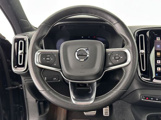Volvo  XC40 Recharge P8 AWD R-Design [ 3-Fase ] (INCL-BTW) *PANO | LEATHER-ALCANTARA | DIGI-COCKPIT | FULL-LE... ActivLease financial lease
