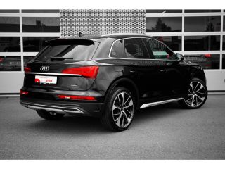 Audi Q5 50 TFSI e 299pk | Achteruitrijcamera | Tour & City | 21" | Keyless