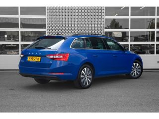 Skoda Superb Combi 1.4 TSI iV Business Edition | 218 pk | Navigatie | Carplay | Stoelverwarming