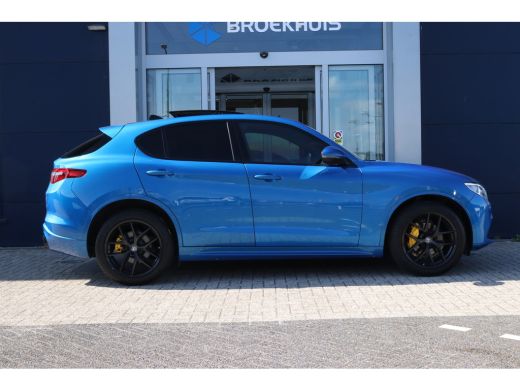 Alfa Romeo Stelvio 2.0 T AWD Veloce 280PK | Panoramadak |Harman/Kardon | Keyless | ACC | Camera | Memory ActivLease financial lease