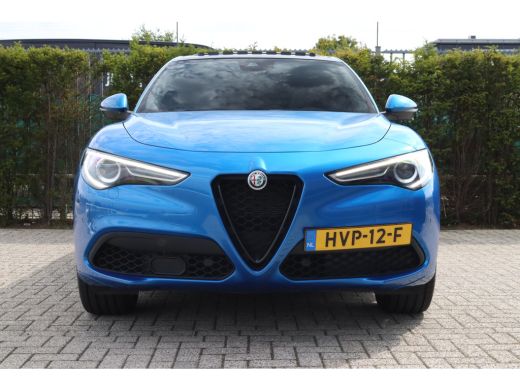 Alfa Romeo Stelvio 2.0 T AWD Veloce 280PK | Panoramadak |Harman/Kardon | Keyless | ACC | Camera | Memory ActivLease financial lease