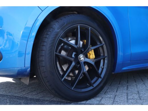 Alfa Romeo Stelvio 2.0 T AWD Veloce 280PK | Panoramadak |Harman/Kardon | Keyless | ACC | Camera | Memory ActivLease financial lease