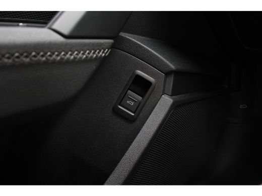 Audi A3 Limousine 30 TFSI S-LINE AUTOMAAT | NL-AUTO! | 1 EIGENAAR! | LEDER / STOF | NAVI | STOELVERWARMIN... ActivLease financial lease