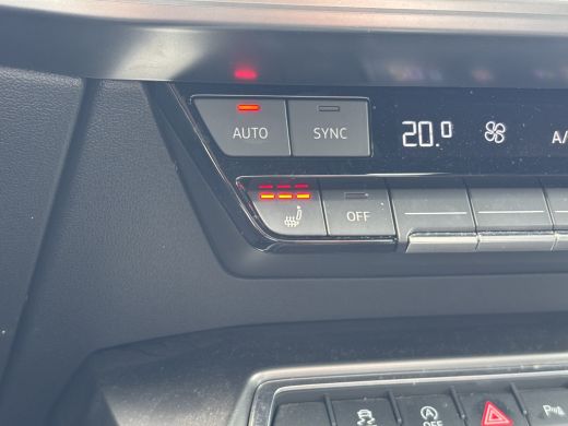 Audi A3 Limousine 30 TFSI S-LINE AUTOMAAT | NL-AUTO! | 1 EIGENAAR! | LEDER / STOF | NAVI | STOELVERWARMIN... ActivLease financial lease