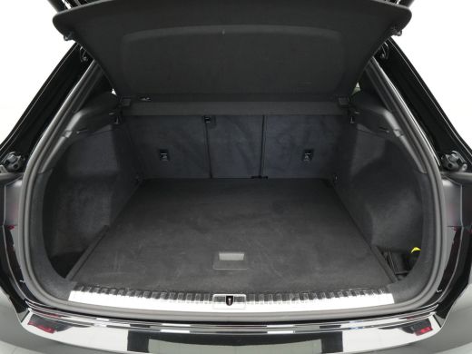 Audi Q3 35 TFSI 150 pk S edition Navi, PDC, Optiek zwart 28 ActivLease financial lease