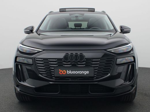 Audi Q6 e-tron Launch edition 83 kWh 252PK Panoramadak, Trekhaak, Keyless, Warmtepomp, 360gr. Camera, Stoelverwa... ActivLease financial lease