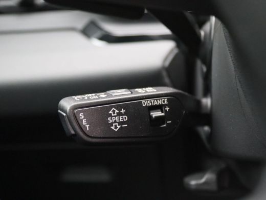 Audi Q6 e-tron Launch edition 83 kWh 252PK Panoramadak, Trekhaak, Keyless, Warmtepomp, 360gr. Camera, Stoelverwa... ActivLease financial lease