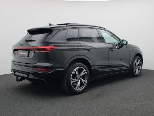 Audi Q6 e-tron Launch edition 83 kWh 252PK Panoramadak, Trekhaak, Keyless, Warmtepomp, 360gr. Camera, Stoelverwa... ActivLease financial lease
