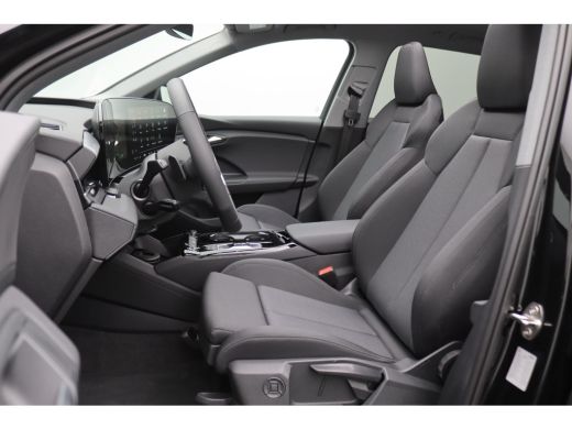 Audi Q6 e-tron Launch edition 83 kWh 252PK Panoramadak, Trekhaak, Keyless, Warmtepomp, 360gr. Camera, Stoelverwa... ActivLease financial lease