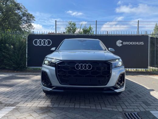 Audi Q7 55 TFSI e quattro Pro Line S/Vierwielbesturing/Trekhaak/Panoramadak/ Adaptieve cruisecontrol/Bang... ActivLease financial lease