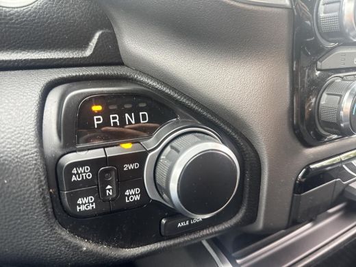 Dodge Ram 1500 1500 5.7 V8 4x4 Crew Cab Big Horn | Special striping | Trekhaak 13-polig | LPG | Geheel rijklaar ... ActivLease financial lease