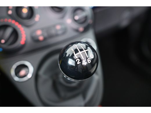 Fiat 500C 1.0 Hybrid Dolcevita | Dealer Onderhouden! | Navi by App | Airco | Cruise | Lichtmetalen Velgen |... ActivLease financial lease