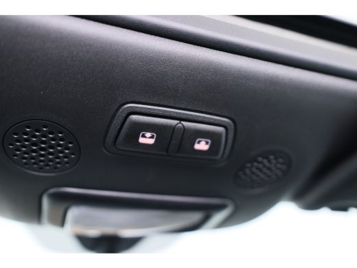 Fiat 500C 1.0 Hybrid Dolcevita | Dealer Onderhouden! | Navi by App | Airco | Cruise | Lichtmetalen Velgen |... ActivLease financial lease