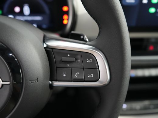 Fiat 600 | € 4.148,- Voorraad Voordeel | 1.2 Hybrid La Prima | Achteruitrijcamera | Apple Carplay/Android ... ActivLease financial lease