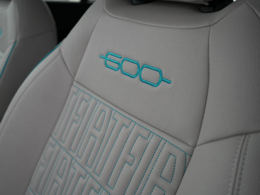 Fiat 600 | € 4.148,- Voorraad Voordeel | 1.2 Hybrid La Prima | Achteruitrijcamera | Apple Carplay/Android ... ActivLease financial lease