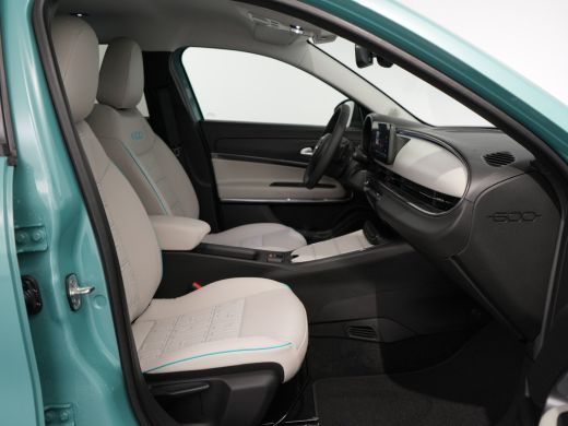 Fiat 600 | € 4.148,- Voorraad Voordeel | 1.2 Hybrid La Prima | Achteruitrijcamera | Apple Carplay/Android ... ActivLease financial lease