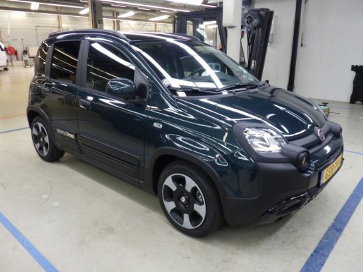 Fiat Panda 1.0 Hybrid Pandina | Achterbank neerklapbaar | Airco | Apple Carplay/Android Auto|telefoonintegra... ActivLease financial lease
