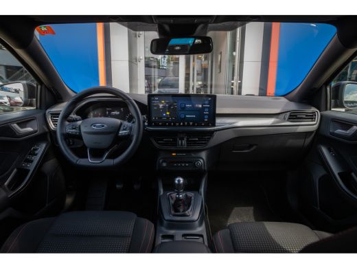 Ford Focus 1.0 EcoBoost Hybrid ST Line | Nieuw model! | Stoel/stuur/voorruit verwarming | Navigatie | Apple ... ActivLease financial lease