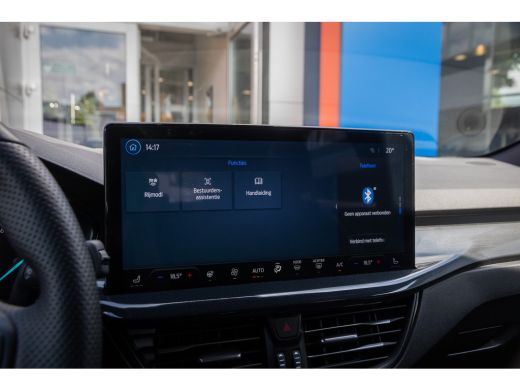 Ford Focus 1.0 EcoBoost Hybrid ST Line | Nieuw model! | Stoel/stuur/voorruit verwarming | Navigatie | Apple ... ActivLease financial lease