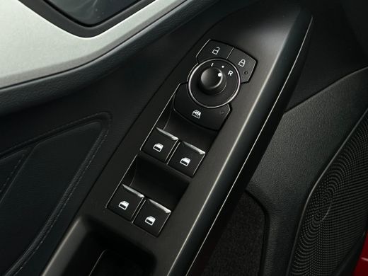 Ford Focus 1.0 EcoBoost Trend Edition Business PANODAK | CAMERA | NAVI | NL AUTO ActivLease financial lease