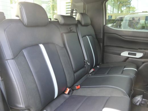 Ford Ranger 2.3 Stormtrak Plug-In Hybrid Double Cab INC. BPM | 5-Persoons | Matrix-LED | Elektrische Rollerto... ActivLease financial lease
