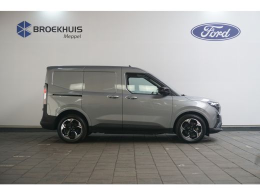 Ford Transit Courier Limited 44 kWh | Voorraad, Snel Leverbaar! | Driver Assistance Pack | Trekhaak | ActivLease financial lease