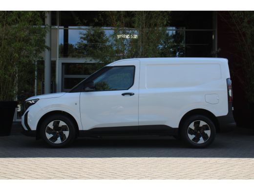 Ford Transit Courier Trend 44 kWh | Trekhaak | Camera | Adaptive Cruise | Dodehoekdetectie ActivLease financial lease