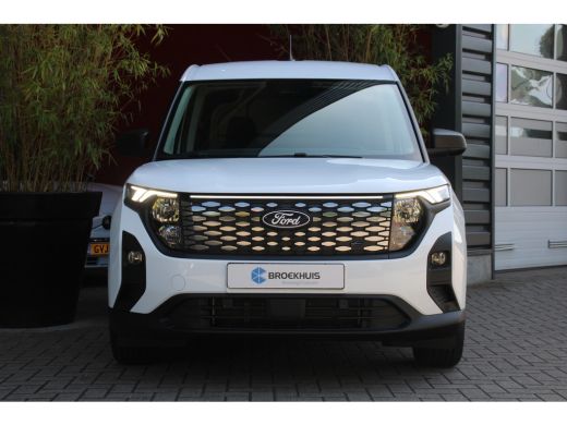 Ford Transit Courier Trend 44 kWh | Trekhaak | Camera | Adaptive Cruise | Dodehoekdetectie ActivLease financial lease