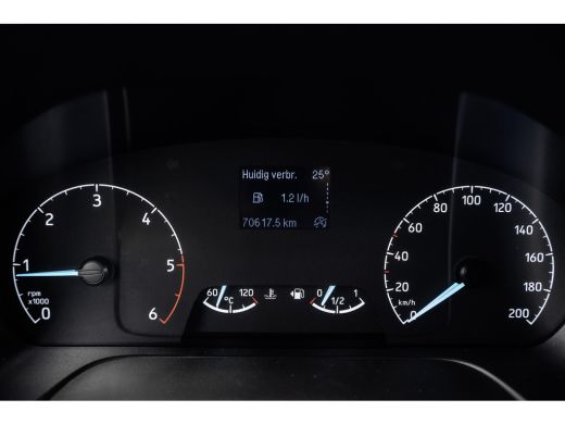 Ford Transit Custom 300 TDCI | L2H1 | LED | Omvormer | Cruise | Airco | PDC | Euro 6 ActivLease financial lease