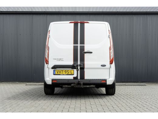 Ford Transit Custom 300 TDCI | L2H1 | LED | Omvormer | Cruise | Airco | PDC | Euro 6 ActivLease financial lease