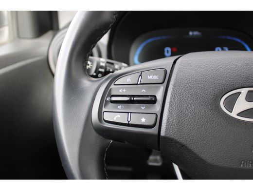 Hyundai i10 1.0 Comfort | Airco | Cruise Control | DAB ontvanger | Spraakherkenning | | Achterbank in delen n... ActivLease financial lease