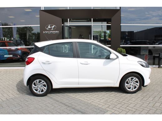 Hyundai i10 1.0 Comfort | Airco | Cruise Control | DAB ontvanger | Spraakherkenning | | Achterbank in delen n... ActivLease financial lease