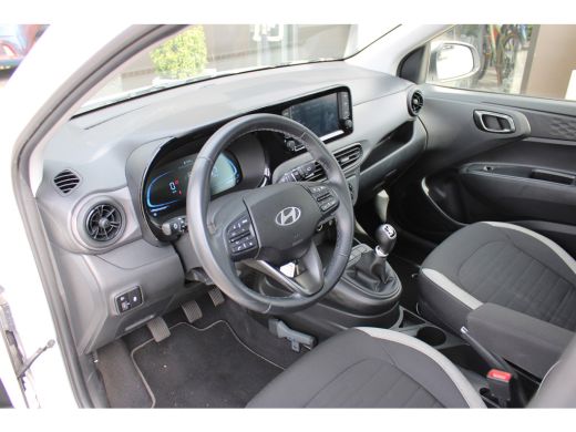 Hyundai i10 1.0 Comfort | Airco | Cruise Control | DAB ontvanger | Spraakherkenning | | Achterbank in delen n... ActivLease financial lease