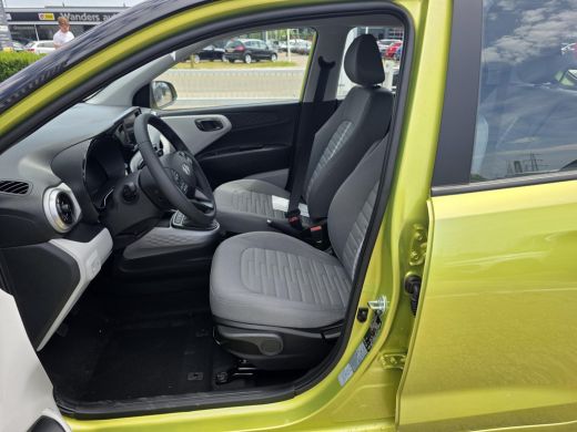 Hyundai i10 1.0 Premium | Climate Control | Achteruitrijcamera | Navigatie | Applecarplay en Android Auto | A... ActivLease financial lease