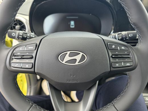 Hyundai i10 1.0 Premium | Climate Control | Achteruitrijcamera | Navigatie | Applecarplay en Android Auto | A... ActivLease financial lease