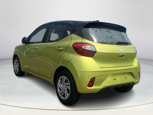 Hyundai i10 1.0 Premium | Climate Control | Achteruitrijcamera | Navigatie | Applecarplay en Android Auto | A... ActivLease financial lease
