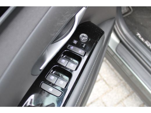 Hyundai Tucson 1.6 T-GDI PHEV Comfort Smart 4WD | Elektrische achterklep | Parkeersensoren voor en achter | | Ac... ActivLease financial lease