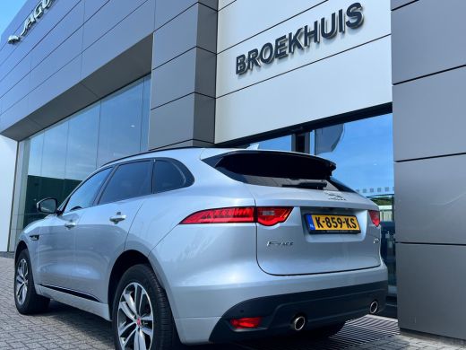 Jaguar F-PACE 2.0t AWD R-Sport | Head-up | Alcantara hemel | Cold Climate | Pano | Leder | Adaptieve Cr Control ActivLease financial lease