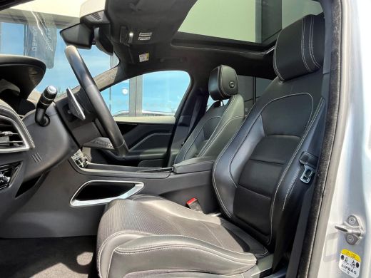 Jaguar F-PACE 2.0t AWD R-Sport | Head-up | Alcantara hemel | Cold Climate | Pano | Leder | Adaptieve Cr Control ActivLease financial lease