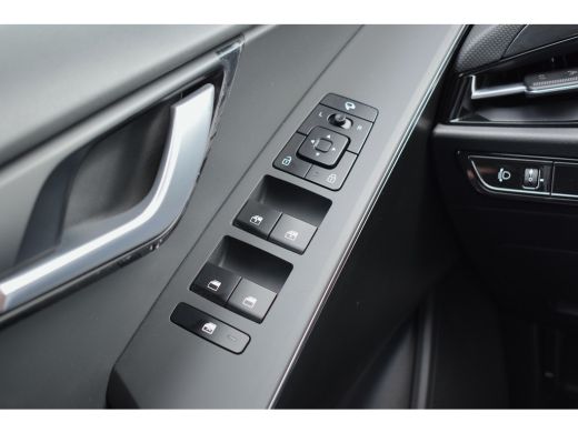 Kia Niro 1.6 GDi Hybrid DynamicLine | Apple CarPlay | Half Leer | ACC | Camera ActivLease financial lease